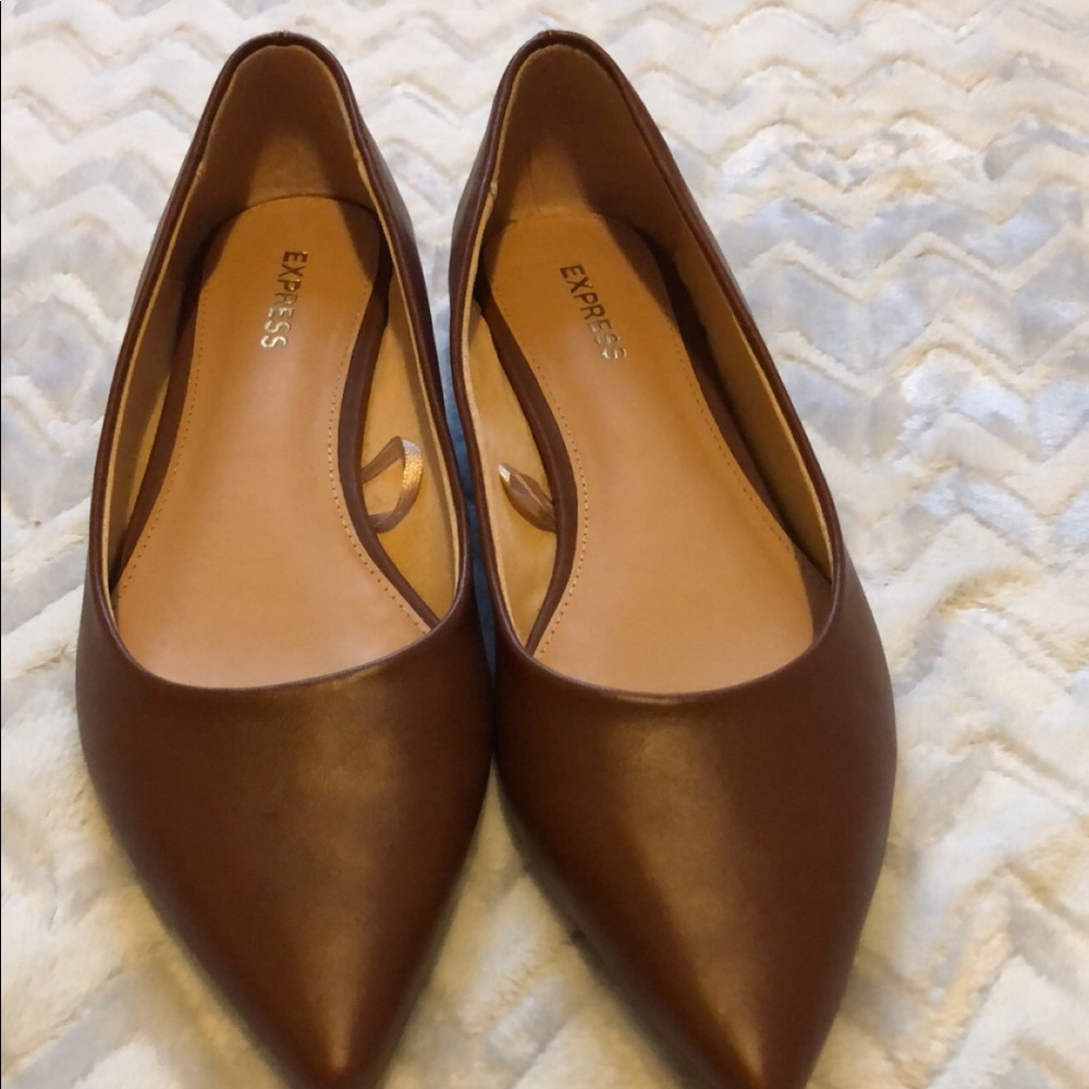 Brown Express point toe flats
